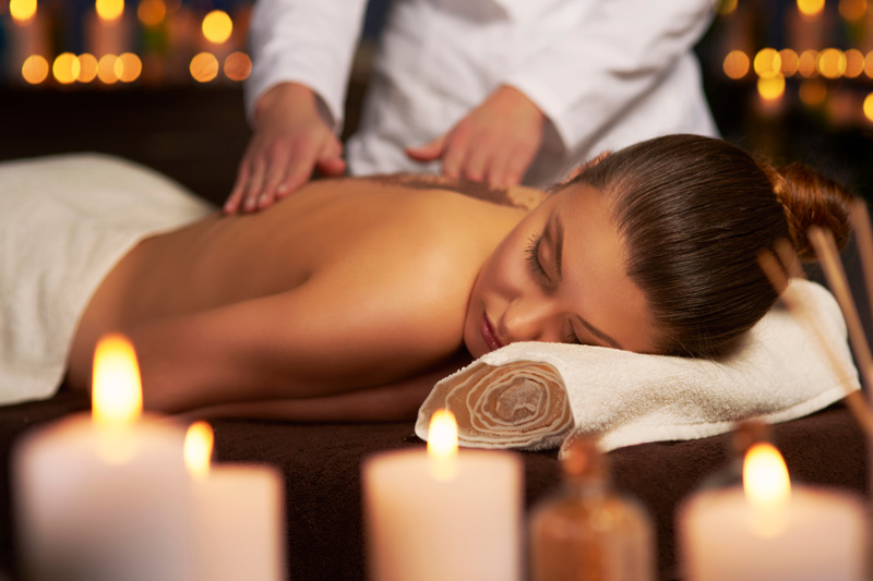 Massage du dos relaxant sur mesure